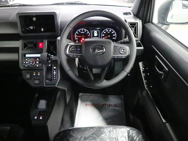 タフト Ｇターボ　ダーククロムベンチャー　届け出済み未使用車　新品ナビ取付　パノラマモニター　スカイフィールトップ　シートヒーター　スマートアシスト　前後誤発進抑制　全車速追従クルコン　レーンキープ　コーナーセンサー　ＵＳＢ端子　アダプティブＬＥＤ　ルーフレール（11枚目）