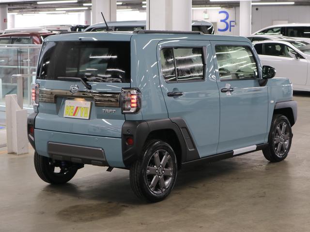タフト Gターボ ダーククロムベンチャー 届け出済み未使用車 新品ナビ取付 パノラマモニター スカイフィールトップ シートヒーター スマートアシスト 前後誤発進抑制 全車速追従クルコン レーンキープ コーナーセンサー USB端子 アダプティブLED ルーフレール(3枚目)