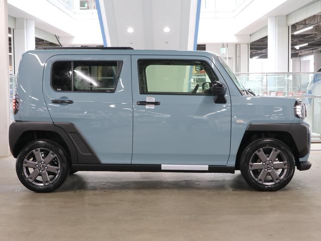 タフト Gターボ ダーククロムベンチャー 届け出済み未使用車 新品ナビ取付 パノラマモニター スカイフィールトップ シートヒーター スマートアシスト 前後誤発進抑制 全車速追従クルコン レーンキープ コーナーセンサー USB端子 アダプティブLED ルーフレール(9枚目)