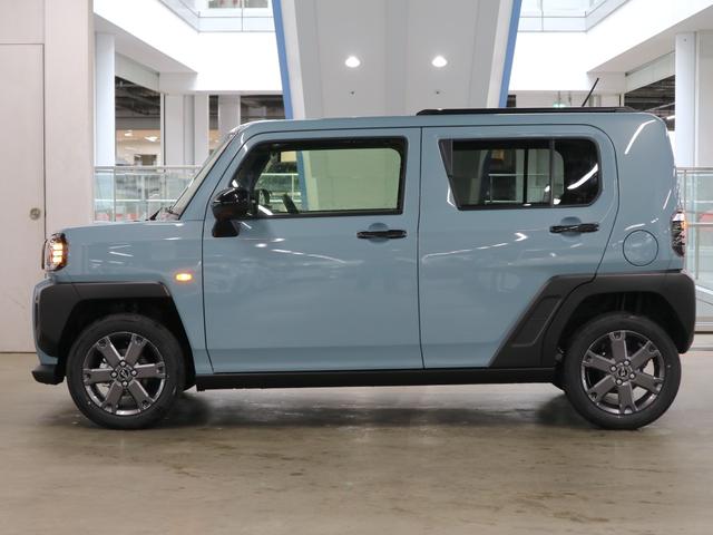 タフト Gターボ ダーククロムベンチャー 届け出済み未使用車 新品ナビ取付 パノラマモニター スカイフィールトップ シートヒーター スマートアシスト 前後誤発進抑制 全車速追従クルコン レーンキープ コーナーセンサー USB端子 アダプティブLED ルーフレール(10枚目)