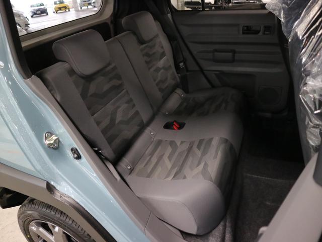 タフト Gターボ ダーククロムベンチャー 届け出済み未使用車 新品ナビ取付 パノラマモニター スカイフィールトップ シートヒーター スマートアシスト 前後誤発進抑制 全車速追従クルコン レーンキープ コーナーセンサー USB端子 アダプティブLED ルーフレール(14枚目)