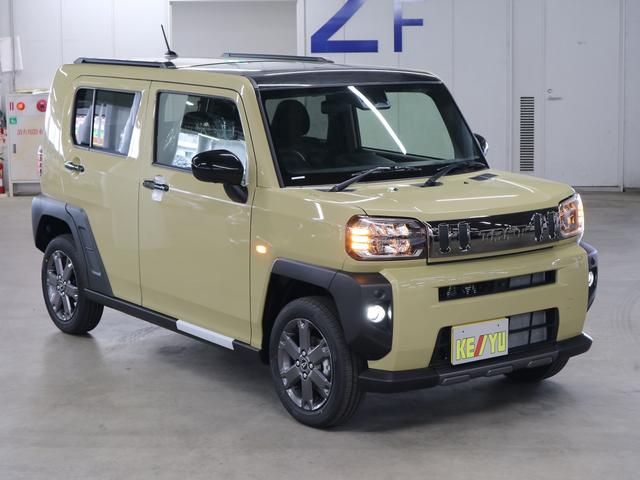 タフト Gターボ ダーククロムベンチャー 4WD 届け出済み未使用車 新品ナビ取付 パノラマモニター スカイフィールトップ シートヒーター スマートアシスト 前後誤発進抑制 全車速追従クルコン レーンキープ コーナーセンサー USB端子 アダプティブLED ルーフレール(5枚目)