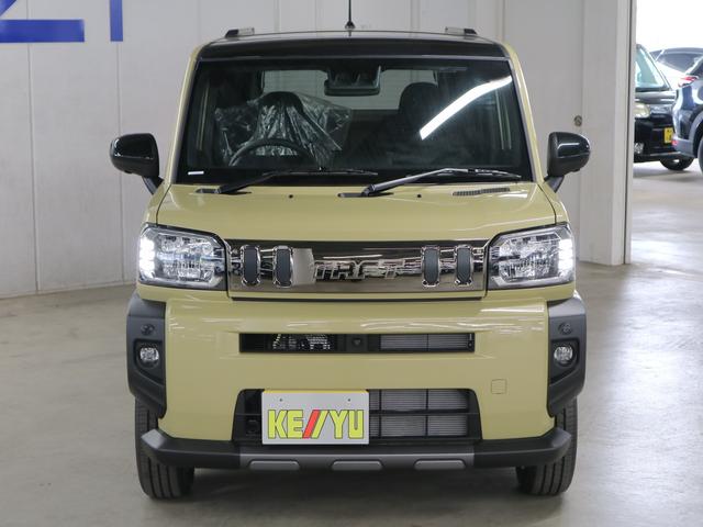 タフト Gターボ ダーククロムベンチャー 4WD 届け出済み未使用車 新品ナビ取付 パノラマモニター スカイフィールトップ シートヒーター スマートアシスト 前後誤発進抑制 全車速追従クルコン レーンキープ コーナーセンサー USB端子 アダプティブLED ルーフレール(6枚目)