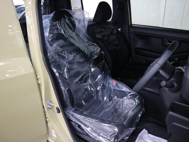 タフト Gターボ ダーククロムベンチャー 4WD 届け出済み未使用車 新品ナビ取付 パノラマモニター スカイフィールトップ シートヒーター スマートアシスト 前後誤発進抑制 全車速追従クルコン レーンキープ コーナーセンサー USB端子 アダプティブLED ルーフレール(13枚目)