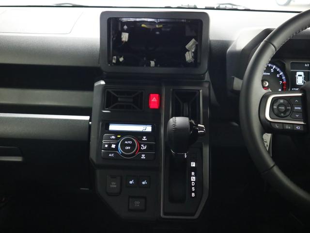 タフト Gターボ ダーククロムベンチャー 4WD 届け出済み未使用車 新品ナビ取付 パノラマモニター スカイフィールトップ シートヒーター スマートアシスト 前後誤発進抑制 全車速追従クルコン レーンキープ コーナーセンサー USB端子 アダプティブLED ルーフレール(22枚目)