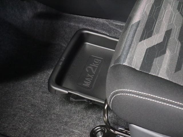 タフト Gターボ ダーククロムベンチャー 4WD 届け出済み未使用車 新品ナビ取付 パノラマモニター スカイフィールトップ シートヒーター スマートアシスト 前後誤発進抑制 全車速追従クルコン レーンキープ コーナーセンサー USB端子 アダプティブLED ルーフレール(31枚目)