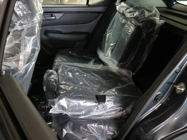 ＷＲ－Ｖ Ｚ　ブラックスタイル　登録済み未使用車　ホンダセンシング　前後誤発進抑制機能　アダプティブクルーズ　車線逸脱警報　パーキングセンサー　レザー調コンビシート　パドルシフト　ＵＳＢ　ＬＥＤヘッドライト　専用１７ＡＷ　スマートキー　パーセルカバー（17枚目）