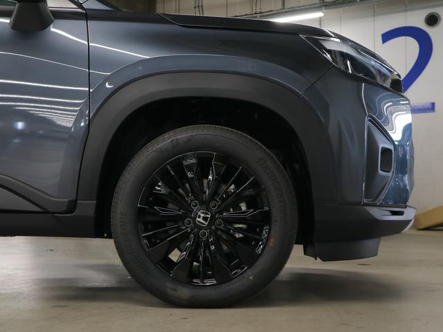 ＷＲ－Ｖ Ｚ　ブラックスタイル　登録済み未使用車　ホンダセンシング　前後誤発進抑制機能　アダプティブクルーズ　車線逸脱警報　パーキングセンサー　レザー調コンビシート　パドルシフト　ＵＳＢ　ＬＥＤヘッドライト　専用１７ＡＷ　スマートキー　パーセルカバー（41枚目）