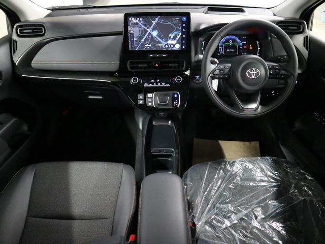 アクア Z 登録済未使用車 トヨタチームメイト パノラミックビュー BSM・PKSB HUD 純正10.5インチDA+ シート・ステアヒーター セーフティセンス ETC2.0 AC1500W電源 LEDランプ オプション16AW(4枚目)