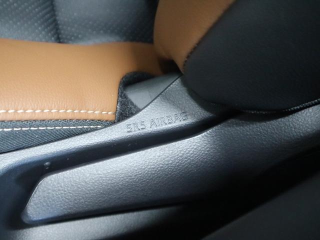 ヤリスクロス ハイブリッドZ アドベンチャー 登録済み未使用車 ハンズフリーパワーバックドア パノラミックビュー 純正8インチDオーディオ+ シート&ステアヒーター パワーシート セーフティセンス BSM+SEA ETC2.0 BTオーディオ フルセグ HDMI(43枚目)