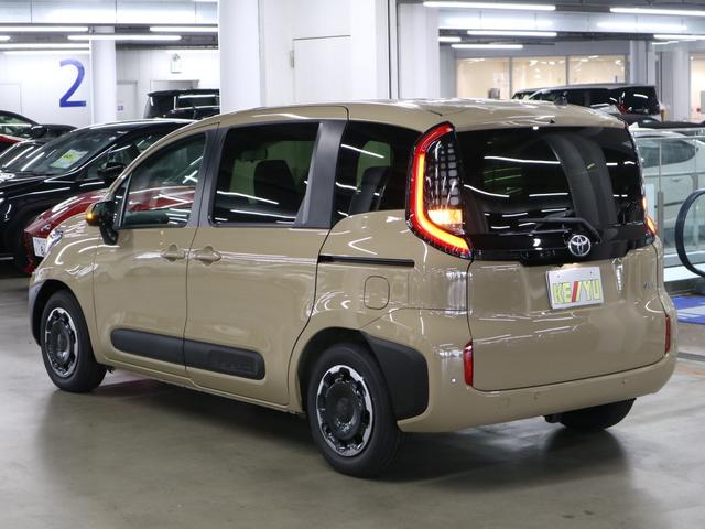 シエンタ ハイブリッドZ 改良後 登録済未使用車 コンフォートPKG トヨタチームメイト パノラミックビュー シート&ステアヒーター 10.5インチDA+ ETC2.0 前後ドラレコ 両側電動スライド 天井サーキュレーター AC100V ブレーキホールド LEDライト(14枚目)