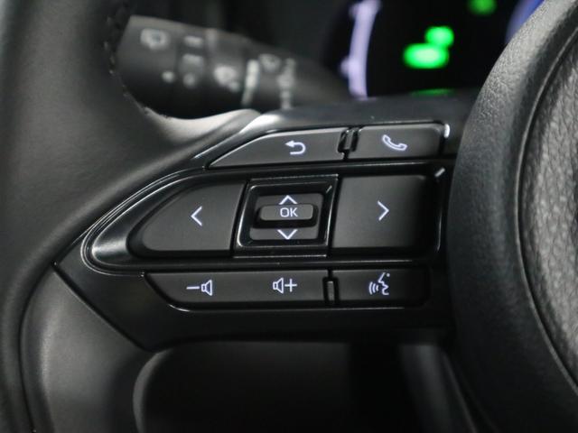 ヤリスクロス ハイブリッドＺ　アドベンチャー　４ＷＤ　登録済み未使用車　寒冷地仕様　ハンズフリーパワーバックドア　パノラミックビュー　純正８インチＤＡ＋　シート＆ステアヒーター　電動シート　セーフティセンス　ＢＳＭ＋ＳＥＡ　ＥＴＣ２．０　ＢＴオーディオ　フルセグ　ＨＤＭＩ（35枚目）