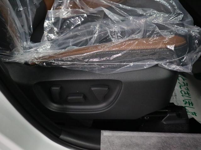 ヤリスクロス ハイブリッドＺ　アドベンチャー　４ＷＤ　登録済み未使用車　寒冷地仕様　ハンズフリーパワーバックドア　パノラミックビュー　純正８インチＤＡ＋　シート＆ステアヒーター　電動シート　セーフティセンス　ＢＳＭ＋ＳＥＡ　ＥＴＣ２．０　ＢＴオーディオ　フルセグ　ＨＤＭＩ（41枚目）