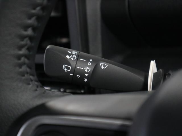 タント カスタムＲＳリミテッド　４ＷＤ　届出済未使用車　新品ナビ取付　パノラマモニター　ＥＴＣ　シートヒーター　両側電動スライド　スマートアシスト　誤発進抑制　全車速追従クルコン　車線逸脱警報　コーナーセンサー　後席テーブル＆サンシェード　アダプティブＬＥＤ　純正アルミ（29枚目）