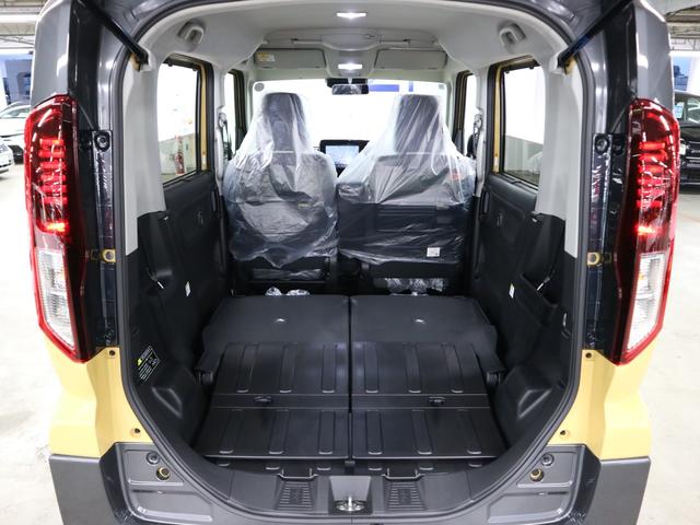 スペーシアギア ハイブリッドＸＺターボ　届け出済み未使用車　ＤＳＢＳＩＩ　全方位モニター付メモリーナビ　ＨＵＤ　シート＆ステアヒーター　オットマン　両側電動スライド　ＢＴオーディオ　フルセグＴＶ　スリムサーキュレーター　後席テーブル＆サンシェード　ＬＥＤライト　ルーフレール（21枚目）