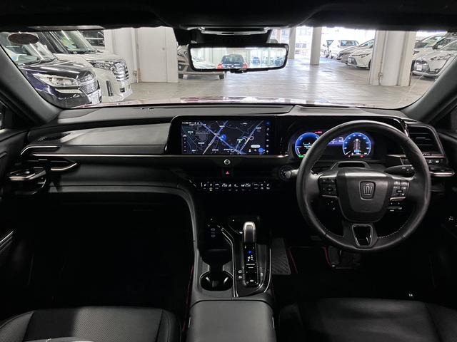 クラウンスポーツ Z 4WD モデリスタフルエアロ パノラマルーフ トヨタチームメイト パノラミックビュー デジタルミラー HUD 12.3インチDA+ ドラレコ ETC2.0 おくだけ充電 メモリー付本革シート シートベンチレーション パワーバックドア AC100V(4枚目)