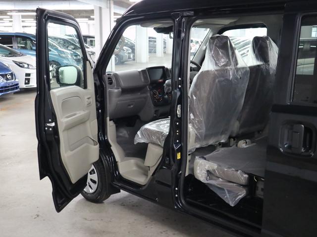 エブリイ ＰＣ　届出済未使用車　デュアルカメラブレーキサポート　誤発進抑制機能　車線逸脱警報　リヤパーキングセンサー　シートヒーター　両側スライドドア　オーバーヘッドシェルフ　ＵＳＢ端子　電動格納ドアミラー　パワーウインドウ　ＬＥＤヘッドランプ　ハイビームアシスト（15枚目）