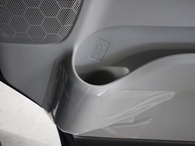 エブリイ ＰＣ　届出済未使用車　デュアルカメラブレーキサポート　誤発進抑制機能　車線逸脱警報　リヤパーキングセンサー　シートヒーター　両側スライドドア　オーバーヘッドシェルフ　ＵＳＢ端子　電動格納ドアミラー　パワーウインドウ　ＬＥＤヘッドランプ　ハイビームアシスト（33枚目）