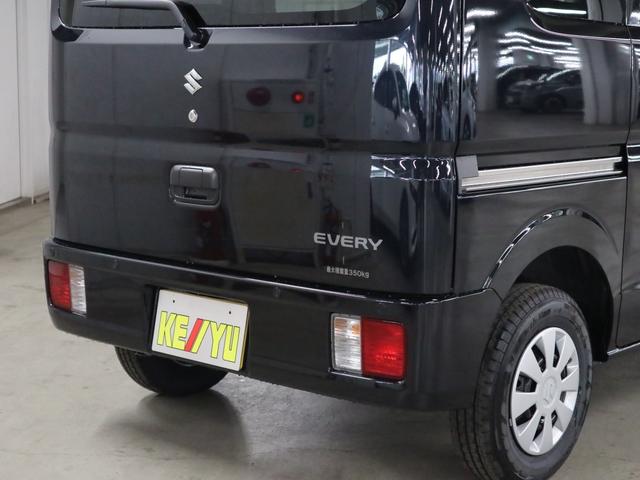 エブリイ ＰＣ　届出済未使用車　デュアルカメラブレーキサポート　誤発進抑制機能　車線逸脱警報　リヤパーキングセンサー　シートヒーター　両側スライドドア　オーバーヘッドシェルフ　ＵＳＢ端子　電動格納ドアミラー　パワーウインドウ　ＬＥＤヘッドランプ　ハイビームアシスト（36枚目）