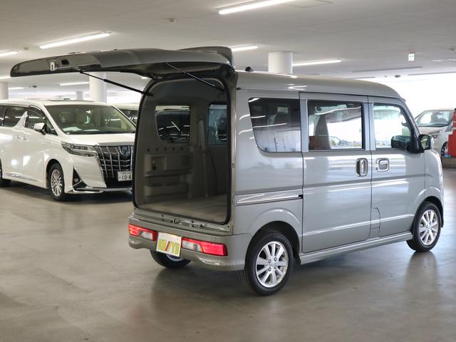 エブリイワゴン ＰＺターボスペシャル　ハイルーフ　届け出済み未使用車　デュアルカメラブレーキサポート　オートステップ　両側電動スライド　シートヒーター　ＵＳＢ　オーバーヘッドシェルフ　誤発進抑制　車線逸脱警報　パーキングセンサー　スマートキー　ＬＥＤライト　純正１４ＡＷ（19枚目）