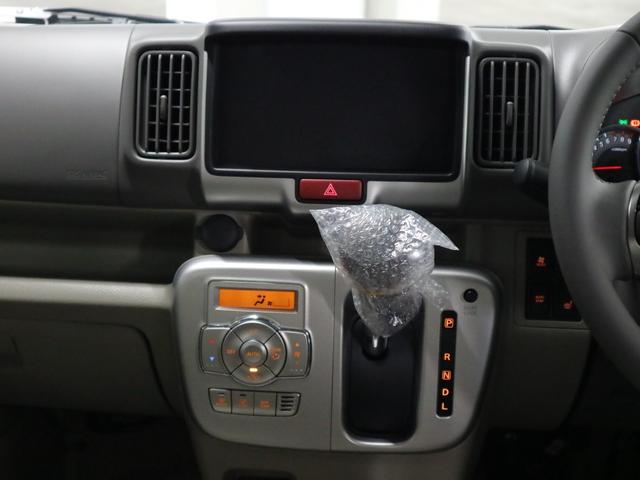 エブリイワゴン ＰＺターボスペシャル　ハイルーフ　届け出済み未使用車　デュアルカメラブレーキサポート　オートステップ　両側電動スライド　シートヒーター　ＵＳＢ　オーバーヘッドシェルフ　誤発進抑制　車線逸脱警報　パーキングセンサー　スマートキー　ＬＥＤライト　純正１４ＡＷ（23枚目）