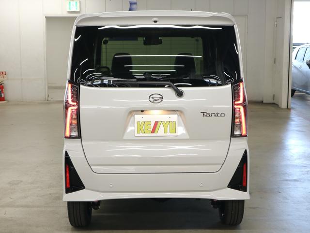 タント カスタムＲＳリミテッド　４ＷＤ　届出済未使用車　新品ナビ取付　パノラマモニター　ＥＴＣ　シートヒーター　両側電動スライド　スマートアシスト　誤発進抑制　全車速追従クルコン　車線逸脱警報　コーナーセンサー　後席テーブル＆サンシェード　アダプティブＬＥＤ　純正アルミ（7枚目）