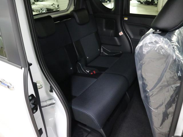 タント カスタムＲＳリミテッド　届出済未使用車　スマートアシスト　パノラマモニター　新品ナビ付　ＥＴＣ　シートヒーター　両側電動スライド　誤発進抑制機能　全車速追従クルコン　車線逸脱警報　コーナーセンサー　後席テーブル＆サンシェード　アダプティブＬＥＤ　純正１５ＡＷ（14枚目）