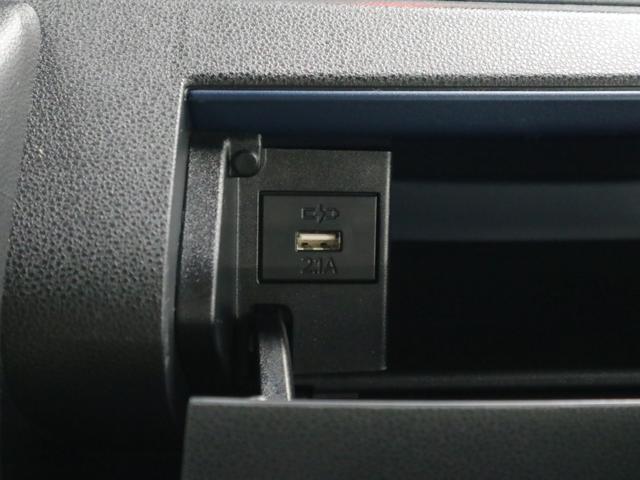 タント カスタムＲＳリミテッド　届出済未使用車　スマートアシスト　パノラマモニター　新品ナビ付　ＥＴＣ　シートヒーター　両側電動スライド　誤発進抑制機能　全車速追従クルコン　車線逸脱警報　コーナーセンサー　後席テーブル＆サンシェード　アダプティブＬＥＤ　純正１５ＡＷ（32枚目）