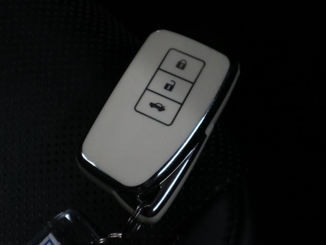 ＲＣ ＲＣ２００ｔ　Ｆスポーツ　本革メモリーシート　シートベンチレーション　ＥＴＣ２．０　純正ナビ　バックカメラ　ブルーレイ　ＢＴオーディオ　フルセグＴＶ　スマートキー　クルーズコントロール　パドルシフト　ＬＥＤランプ　純正１９ＡＷ（43枚目）