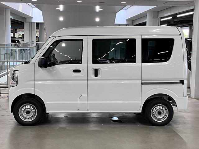 クリッパーバン ＤＸ　エマージェンシーブレーキ　車線逸脱警報　ハイビームアシスト　リアパーキングセンサー　両側スライドドア　ＡＭ・ＦＭラジオ　ＵＳＢ端子　キーレスエントリー　オーバーヘッドシェルフ　ヘッドライトレベライザー（10枚目）