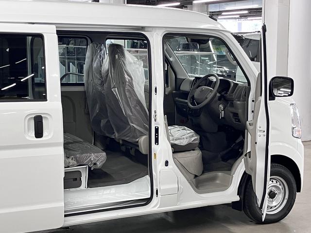 クリッパーバン ＤＸ　エマージェンシーブレーキ　車線逸脱警報　ハイビームアシスト　リアパーキングセンサー　両側スライドドア　ＡＭ・ＦＭラジオ　ＵＳＢ端子　キーレスエントリー　オーバーヘッドシェルフ　ヘッドライトレベライザー（12枚目）