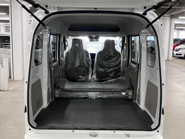 クリッパーバン ＤＸ　エマージェンシーブレーキ　車線逸脱警報　ハイビームアシスト　リアパーキングセンサー　両側スライドドア　ＡＭ・ＦＭラジオ　ＵＳＢ端子　キーレスエントリー　オーバーヘッドシェルフ　ヘッドライトレベライザー（19枚目）