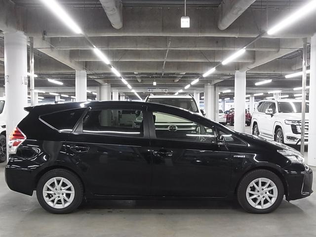 プリウスアルファ Ｇ　ワンオーナー　純正８インチナビ　バックカメラ　Ｂｌｕｅｔｏｏｔｈオーディオ　フルセグＴＶ　ＣＤ・ＤＶＤ再生　ＥＴＣ　クルーズコントロール　電動ハーフレザーシート　ＬＥＤヘッドランプ　純正１６インチＡＷ　スマートキー（9枚目）