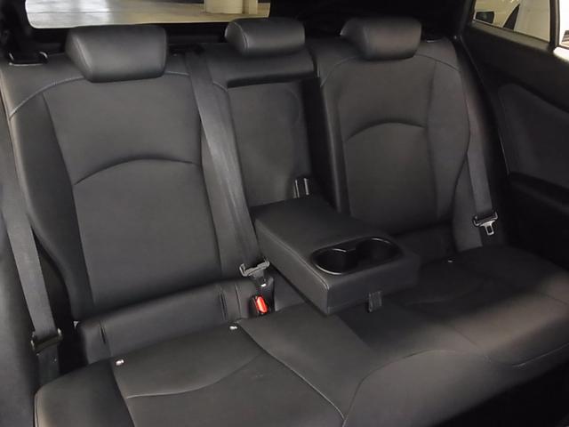 プリウス Sツーリングセレクション 寒冷地仕様 セーフティセンス レーダークルーズ 車線逸脱警報 シートヒーター 合皮シート 純正ナビ Bluetoothオーディオ TV CD再生 AUX クリアランスソナー LEDライト 純正17AW(14枚目)