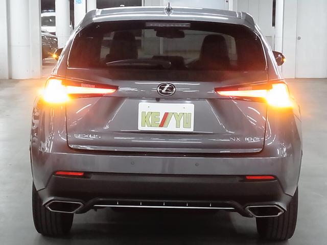 NX NX300 クール&ブライト ターボ 専用本革シート シートベンチレーション ステアヒーター パワーバックドア 後席電動シート 10.3インチナビ バック・サイドカメラ ブルーレイ BTオーディオ フルセグTV ETC2.0 パドルシフト(7枚目)