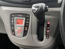 Ｇ　アイドリングストップ　純正オーディオ　ＣＤ再生　ＡＵＸ端子　ＦＭ／ＡＭラジオ　オートエアコン　社外１４インチアルミ　キーレス　電動格納ドアミラー　横滑り防止装置　ドアバイザー＆フロアマット付　記録簿有（29枚目）