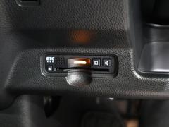 ���Ҥ�Ÿ���֤�����ξ�ˡɼ���ˡ�ͼ�ư�ָ���������Ĳ�ɤμ�ξ�����������Ǽ����Ƥ���ޤ����������̵ͭ���������ɥ����γ��Ĥθ����̵ͭ�ޤǤ�ɽ������Ƭ�����Ǥ�̵�����̤ˤƤ��Ϥ����Ƥ���ޤ��� 6