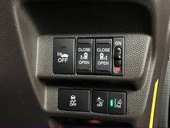 �������ץ����Ϥ�����󡢼ҳ��ΥʥӤ�ե�åץ������˥������ɥ饤�֥쥳���������ţԣ����������ͤΤ���˾�Υ��ץ������դ��ǽ�������ͤˤ�뾦�ʻ����ߡ����դΤߤ��б��⤷�Ƥ���ޤ��� 4