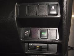 ���Ҥ�Ÿ���֤�����ξ�ˡɼ���ˡ�ͼ�ư�ָ���������Ĳ�ɤμ�ξ�����������Ǽ����Ƥ���ޤ����������̵ͭ���������ɥ����γ��Ĥθ����̵ͭ�ޤǤ�ɽ������Ƭ�����Ǥ�̵�����̤ˤƤ��Ϥ����Ƥ���ޤ��� 7