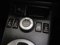 �����Ҥ˥�륻�ǥ����£ͣס��֣ס��ǣͥ��ܥ졼�����饤���顼�����������꡼���������ǥ����顼��������Ҥʤ�Ǥϡ��͡��ʥ᡼�����������Υ��ϥ����¤��ޤ��ΤǤ��¿������������� 7