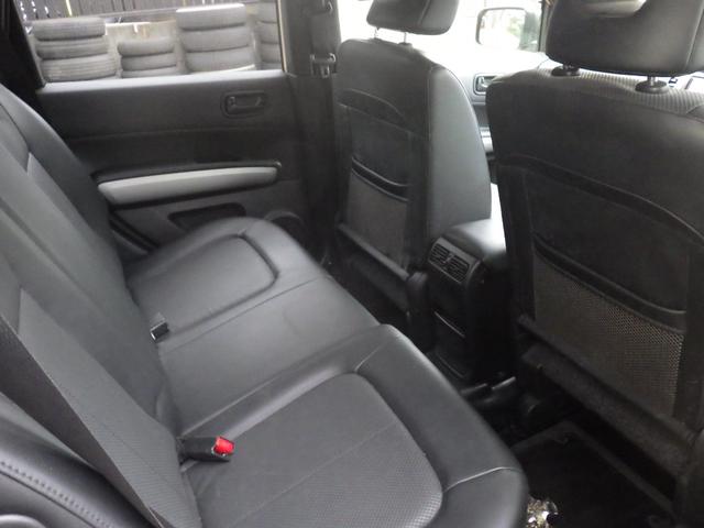 エクストレイル ２０Ｓ　ベージュＮＥＷペイント／キーレス／社外ナビ／社外１６インチアルミホイル（10枚目）