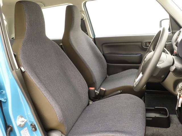 【シート】シートは運転する方の疲労が極力溜まらないように設計され、乗り心地も快適な素材を使用しています！是非一度ご来店いただき座ってみてください♪