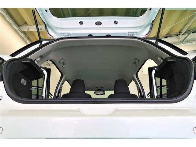 スイフト XG ディスプレイオーディオ 前後衝突被害軽減ブレーキ オートライト プッシュスタート シートヒーター スズキセーフティーサポート 衝突被害軽減システム アイドリングストップ 横滑り防止機能 衝突安全ボディ 盗難防止システム スズキコネクト対応通信機(12枚目)