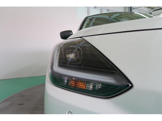 スイフト XG ディスプレイオーディオ 前後衝突被害軽減ブレーキ オートライト プッシュスタート シートヒーター スズキセーフティーサポート 衝突被害軽減システム アイドリングストップ 横滑り防止機能 衝突安全ボディ 盗難防止システム スズキコネクト対応通信機(22枚目)