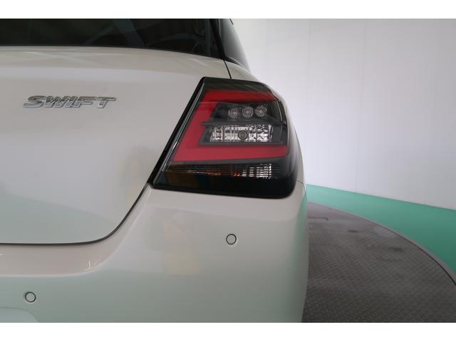スイフト XG ディスプレイオーディオ 前後衝突被害軽減ブレーキ オートライト プッシュスタート シートヒーター スズキセーフティーサポート 衝突被害軽減システム アイドリングストップ 横滑り防止機能 衝突安全ボディ 盗難防止システム スズキコネクト対応通信機(24枚目)