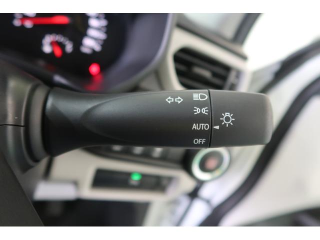 スイフト XG ディスプレイオーディオ 前後衝突被害軽減ブレーキ オートライト プッシュスタート シートヒーター スズキセーフティーサポート 衝突被害軽減システム アイドリングストップ 横滑り防止機能 衝突安全ボディ 盗難防止システム スズキコネクト対応通信機(31枚目)