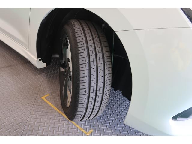 スイフト !先行初売!HYBRID MZ 全方位モニターナビ オートライト Bluetooth 純正ナビ プッシュスタート シートヒーター オートエアコン スズキセーフティーサポート 衝突被害軽減システム 横滑り防止機能 衝突安全ボディ 盗難防止システム(21枚目)