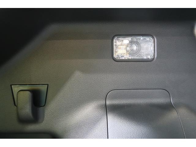 スイフト !先行初売!HYBRID MZ 全方位モニターナビ オートライト Bluetooth 純正ナビ プッシュスタート シートヒーター オートエアコン スズキセーフティーサポート 衝突被害軽減システム 横滑り防止機能 衝突安全ボディ 盗難防止システム(49枚目)