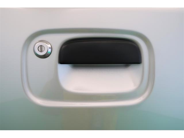 エブリイ !先行初売!PAリミテッド 6型 前後衝突被害軽減ブレーキ オートライト スライドドア スズキセーフティーサポート 衝突被害軽減システム アイドリングストップ 横滑り防止機能 衝突安全ボディ AM/FMラジオ キーレスエントリー パワーウインドウ(26枚目)