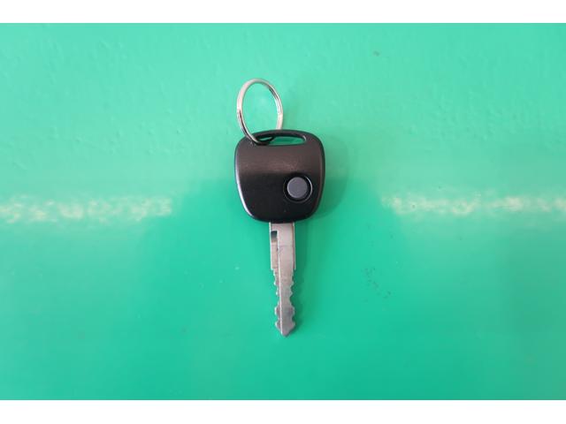 エブリイ !先行初売!PAリミテッド 6型 前後衝突被害軽減ブレーキ オートライト スライドドア スズキセーフティーサポート 衝突被害軽減システム アイドリングストップ 横滑り防止機能 衝突安全ボディ AM/FMラジオ キーレスエントリー パワーウインドウ(47枚目)